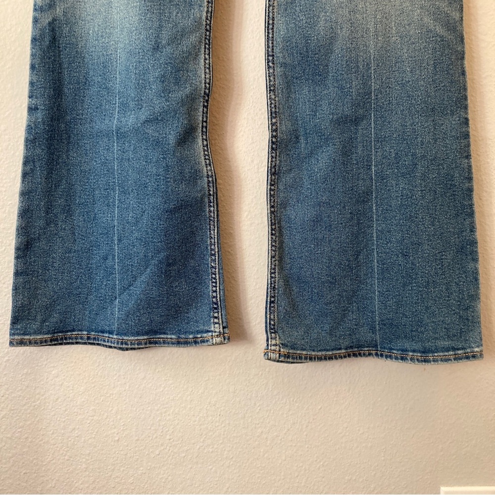 NWT Old Navy “Higher High-Rise Secret Smooth Pockets Flare 22 - Picture 3 of 10